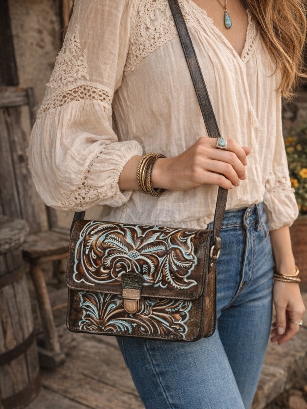 PATRICIA NASH Tooled Laurentina Crossbody Italian Leather Handcrafted Stitching - Picture 2 of 15